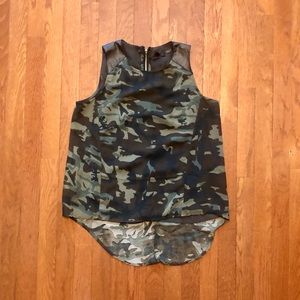 Camouflage Tank Top with Zipper in Back Size M